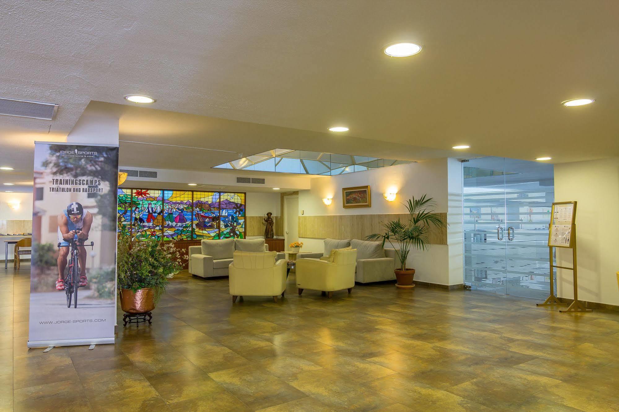 Aparthotel Novo Mar Peguera Exterior photo