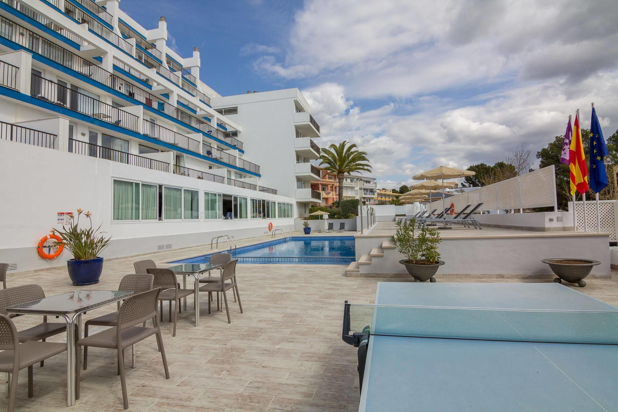 Aparthotel Novo Mar Peguera Exterior photo